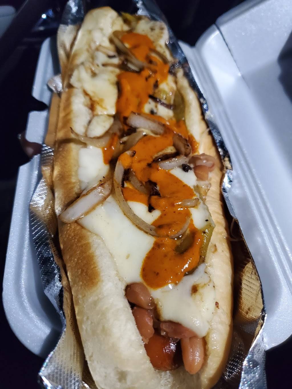 Dog & Dogs Cravings | meal takeaway | 106 Sunland Park Dr, El Paso, TX 79912, USA | 9154075045 OR +1 915-407-5045
