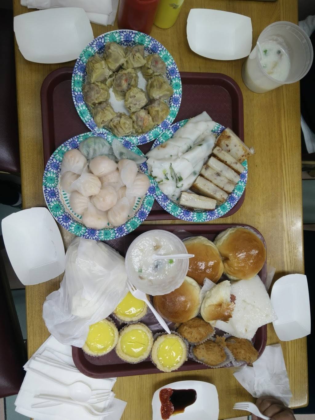 Good Luck Dim Sum | restaurant | 736 Clement St, San Francisco, CA 94118, USA | 4153863388 OR +1 415-386-3388