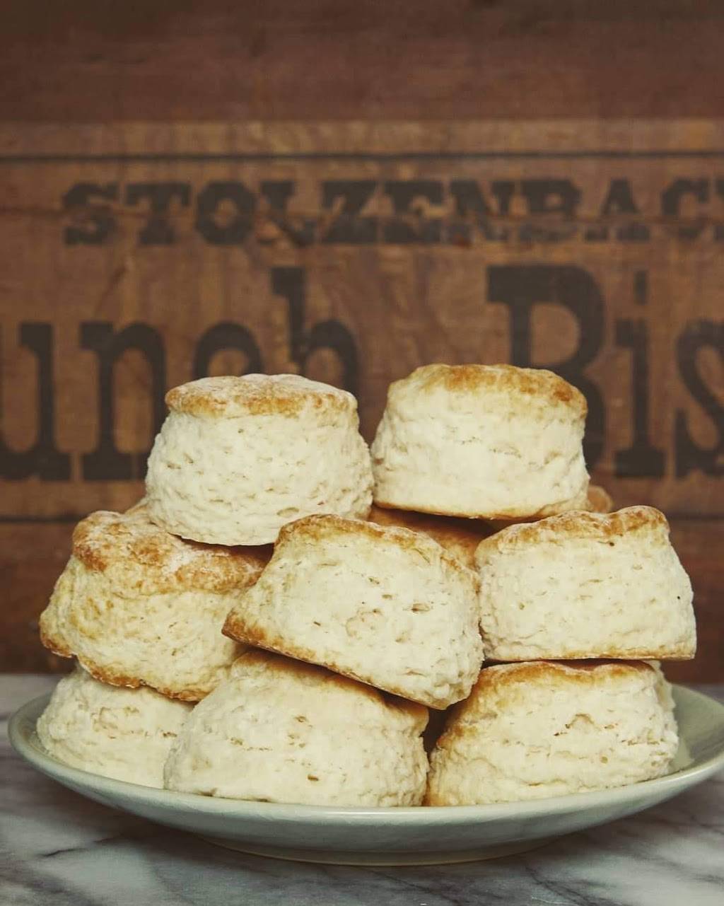 Salt Block Biscuit Co. | restaurant | 115 E 3rd St, Dayton, OH 45402, USA | 9379389079 OR +1 937-938-9079