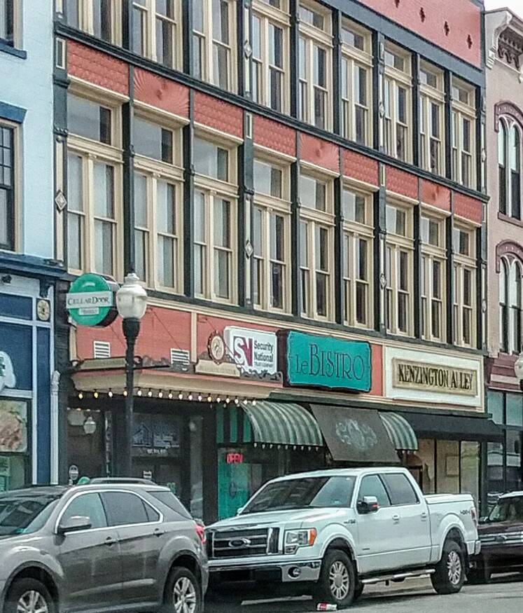 Le Bistro | restaurant | 905 3rd Ave, Huntington, WV 25701, USA | 3045232012 OR +1 304-523-2012