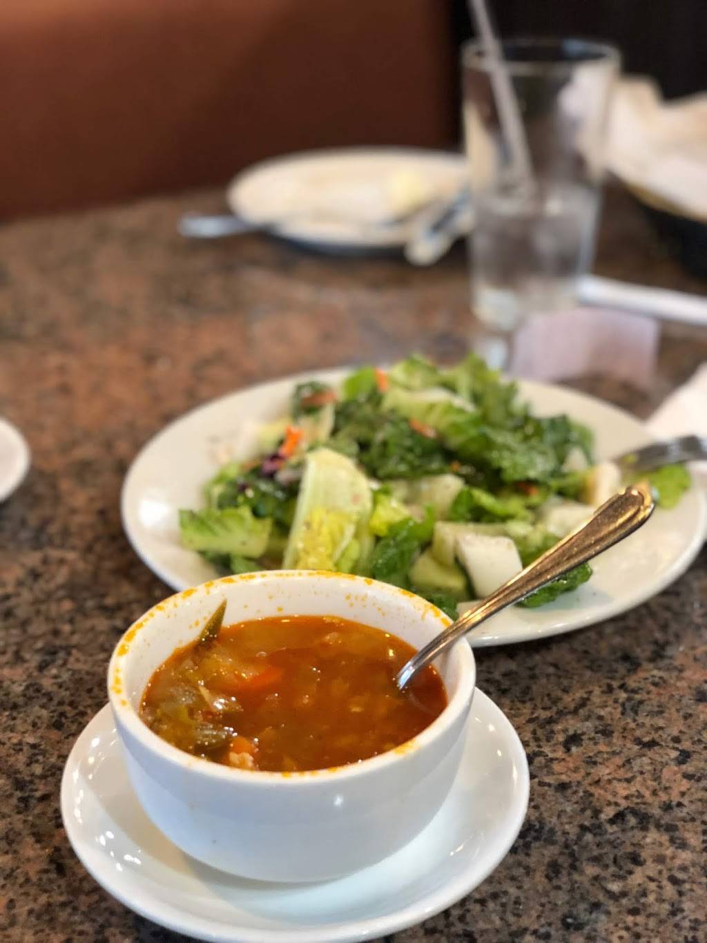 La Marsa Waterford | restaurant | 4176 Pontiac Lake Rd, Waterford Twp, MI 48328, USA | 2486743100 OR +1 248-674-3100