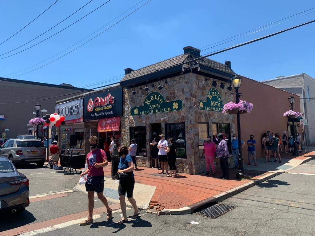 Shahs Halal Huntington Village | restaurant | 399 New York Ave, Huntington, NY 11743, USA | 6315461616 OR +1 631-546-1616