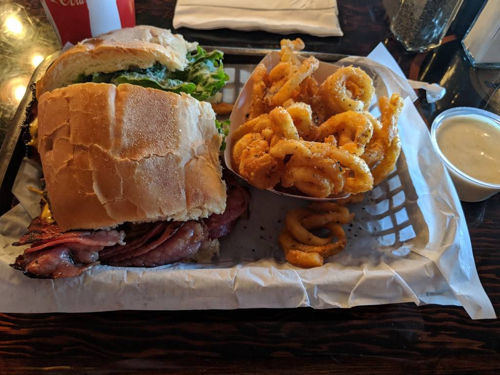 Jakes of Saratoga | restaurant | 12175 Saratoga Sunnyvale Road Suite"E", Saratoga, CA 95070, USA | 4082575858 OR +1 408-257-5858