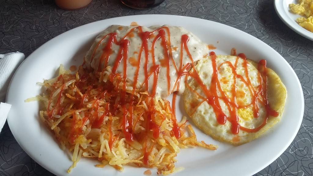 Gravys Diner | restaurant | 4129 University Ave, Cedar Falls, IA 50613, USA | 3192662117 OR +1 319-266-2117
