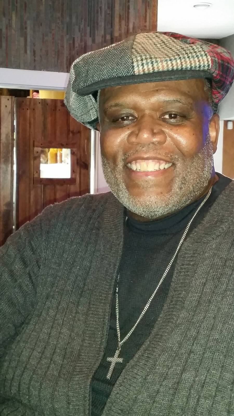 Politics Kitchen & Lounge | restaurant | 5120 Warrensville Center Rd, Maple Heights, OH 44137, USA | 2165107988 OR +1 216-510-7988