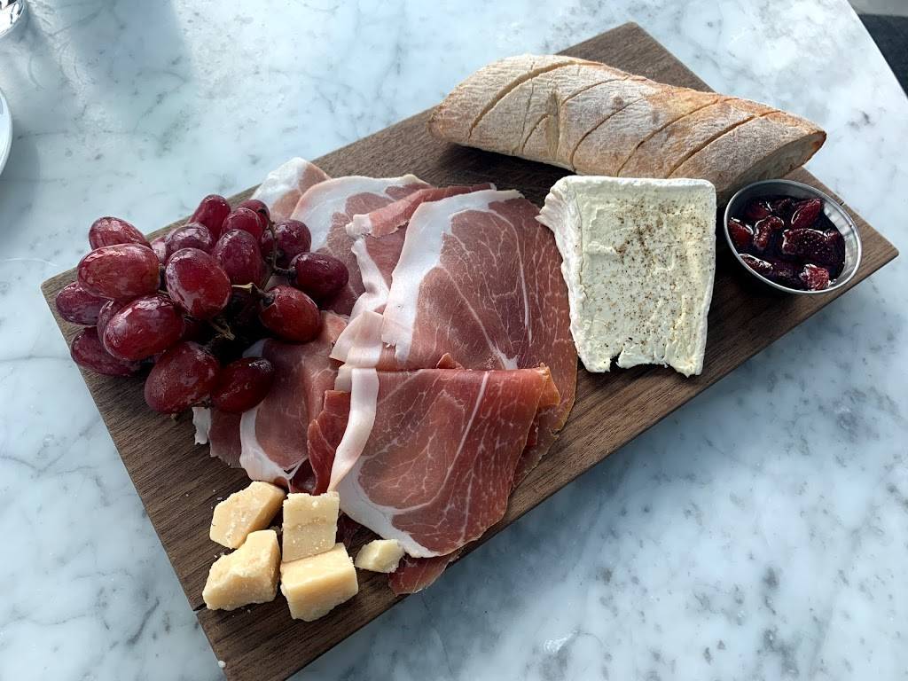 RH Rooftop Restaurant Charlotte | restaurant | 6903 Phillips Pl Ct, Charlotte, NC 28210, USA | 7047904970 OR +1 704-790-4970