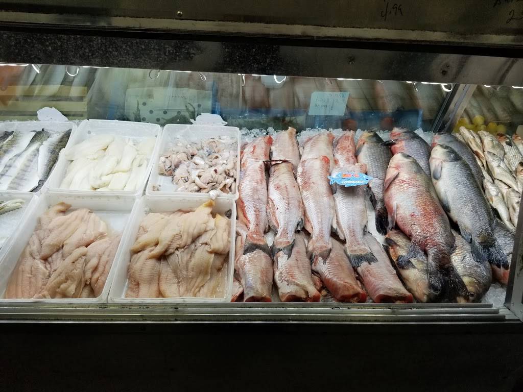 Bosco Fish & seafood & chicken | restaurant | 16227 Livernois, Detroit, MI 48221, USA | 3138638675 OR +1 313-863-8675