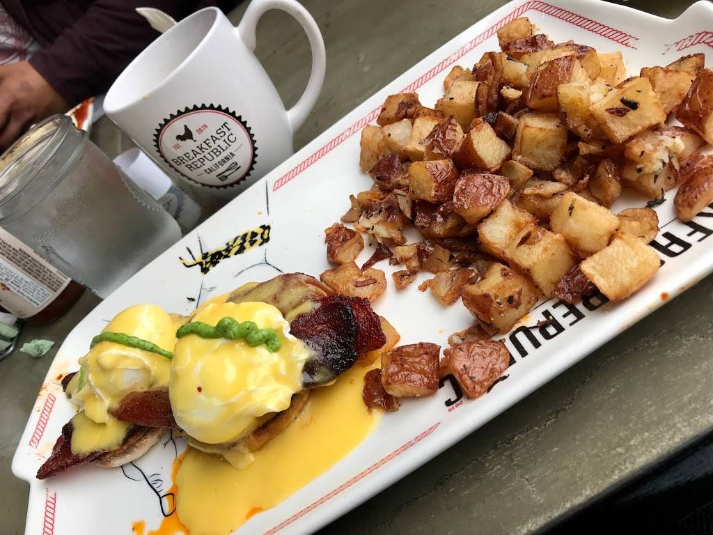 Breakfast Republic | restaurant | 1570 Camino De La Reina, San Diego, CA 92108, USA | 6193106214 OR +1 619-310-6214