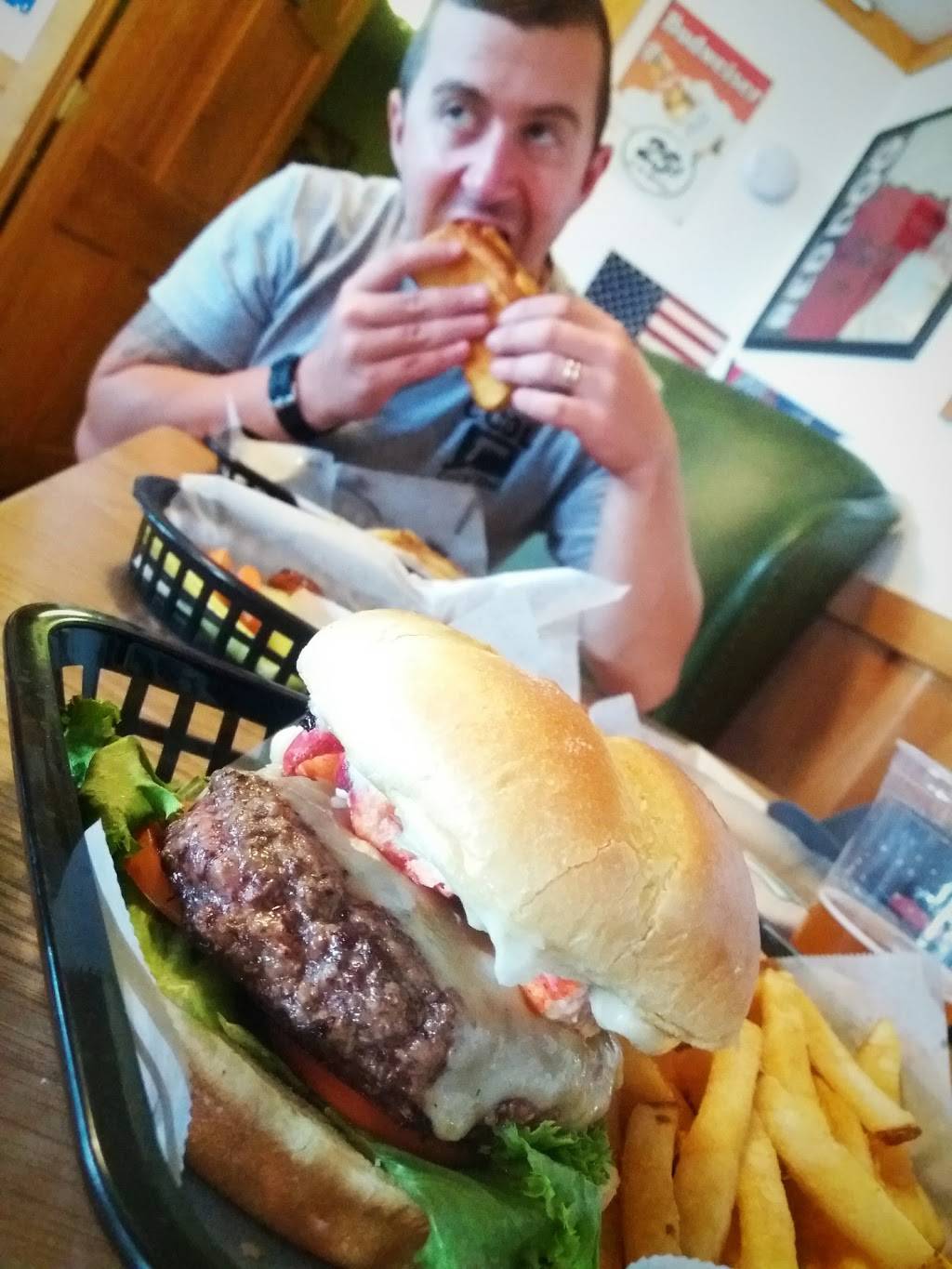 Harley Jacks Burgers and Brews | restaurant | 1020 NH-16, Ossipee, NH 03864, USA | 6035395379 OR +1 603-539-5379