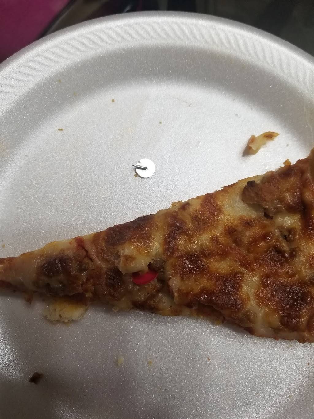 Hometown Pizza - Fern Creek | restaurant | 9601 Newbridge Rd Suite 1, Louisville, KY 40291, USA | 5024096276 OR +1 502-409-6276