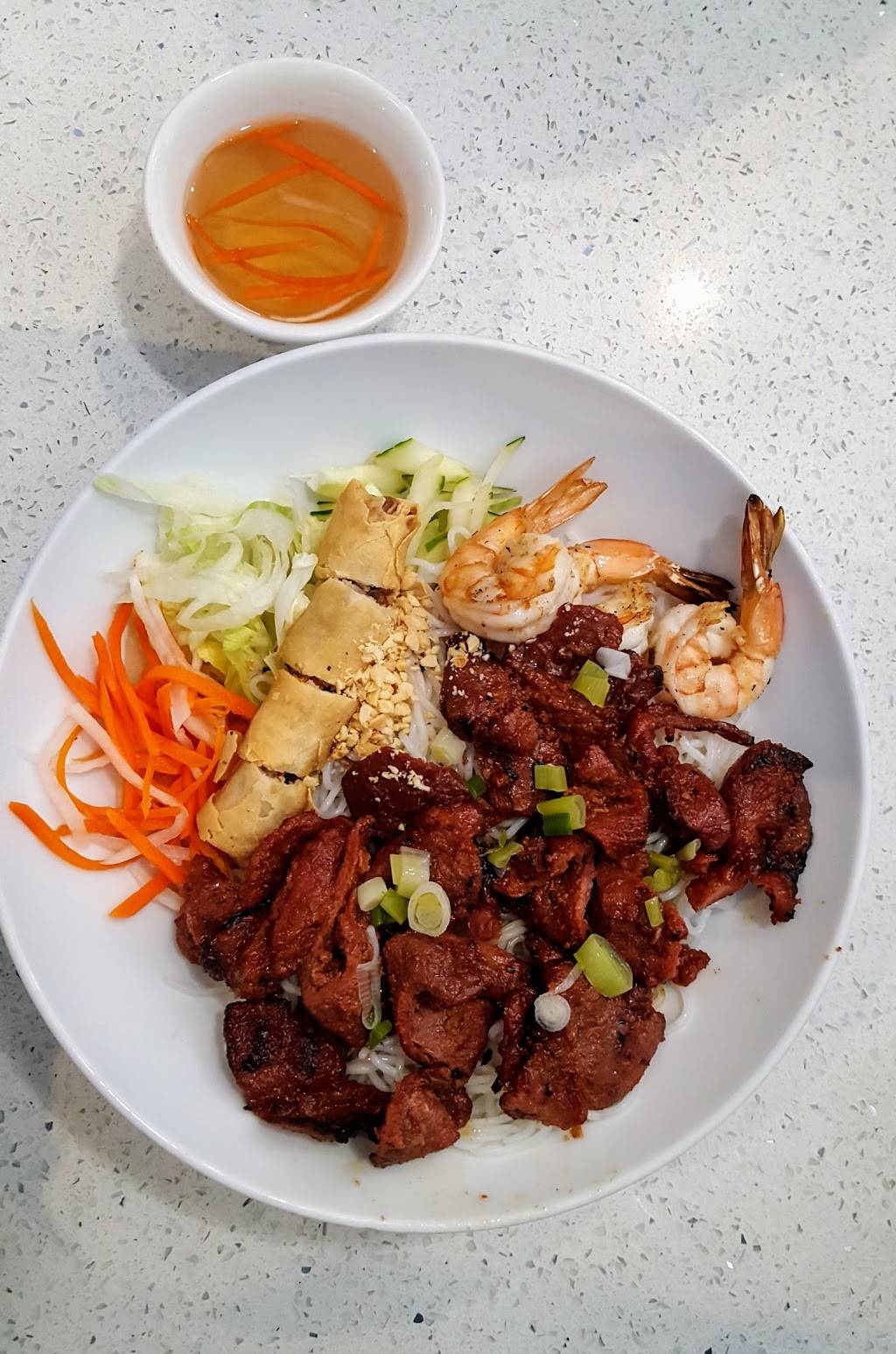 Ocean Pho | restaurant | 5458, 1574 Barton Rd, Redlands, CA 92373, USA | 9097936181 OR +1 909-793-6181