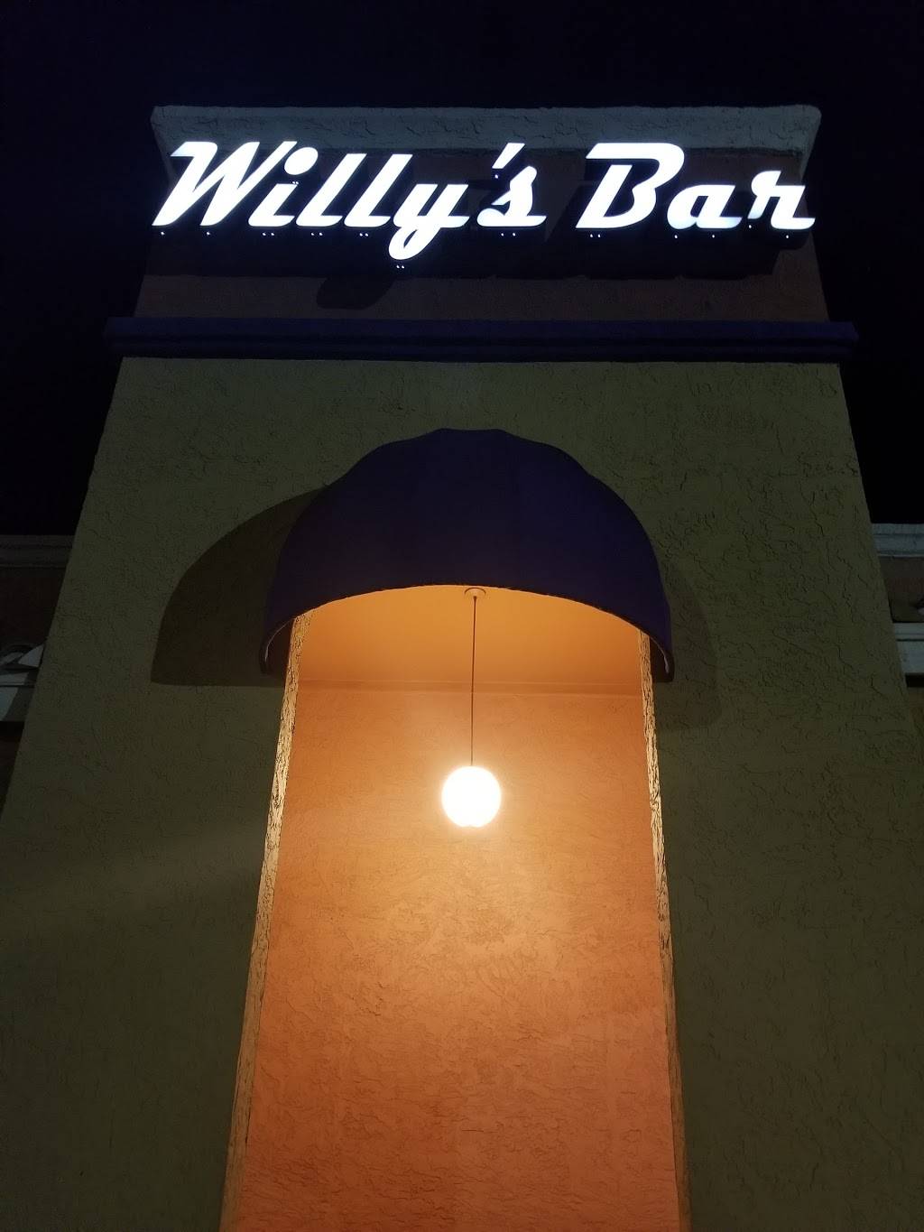 Willys Bar | restaurant | 6322 W Bell Rd, Glendale, AZ 85308, USA | 6234862525 OR +1 623-486-2525