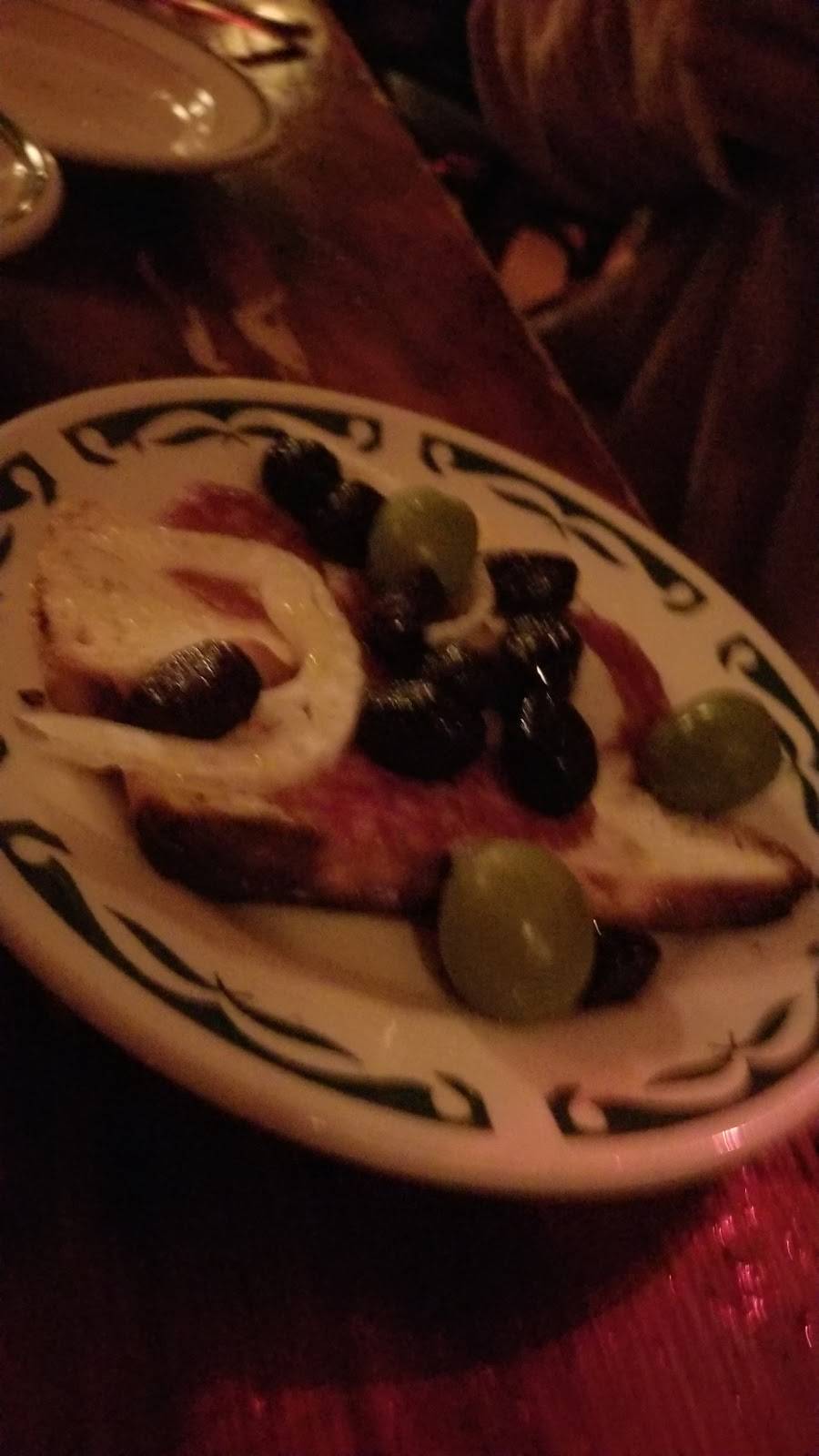 Mr. Martinos Trattoria | restaurant | 1646 E Passyunk Ave, Philadelphia, PA 19148, USA | 2157550663 OR +1 215-755-0663