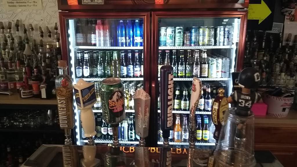 Double Play Cafe | restaurant | 320 Main St, Wallingford, CT 06492, USA | 2032652599 OR +1 203-265-2599