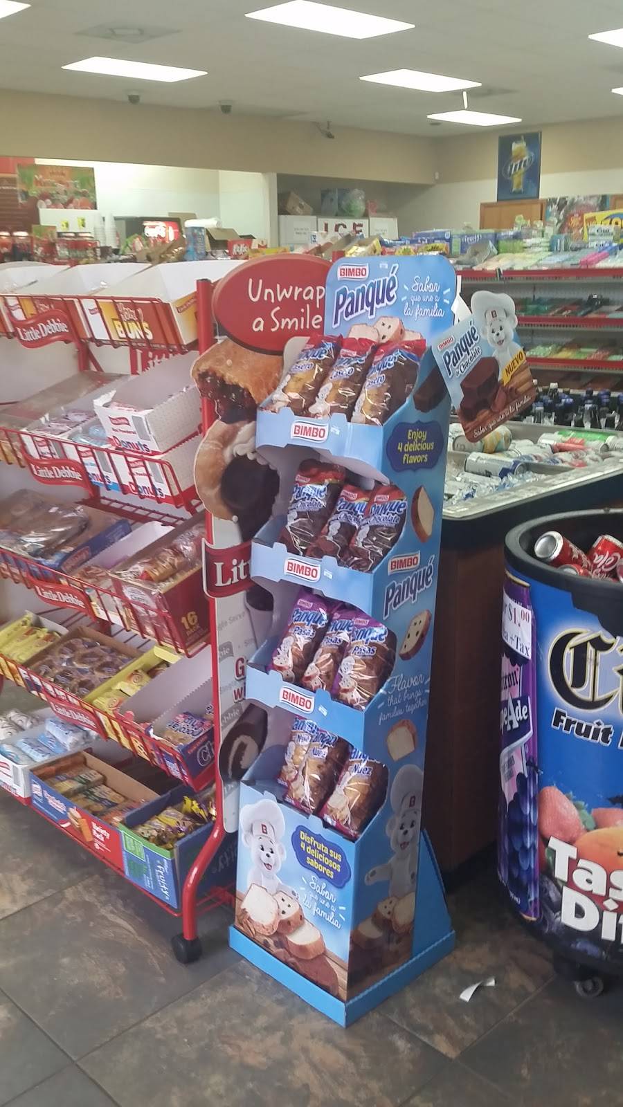 Hartz Chicken Buffet | restaurant | 7590 N Wayside Dr, Houston, TX 77028, USA | 7136338600 OR +1 713-633-8600