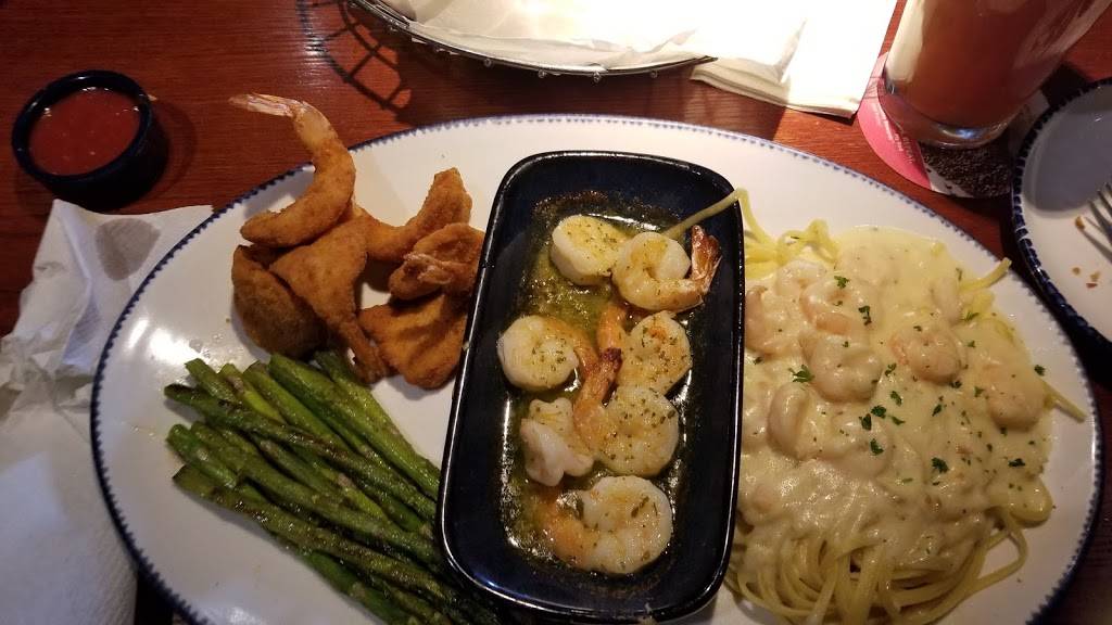 Red Lobster | restaurant | 5825 S Padre Island Dr, Corpus Christi, TX 78412, USA | 3619912160 OR +1 361-991-2160