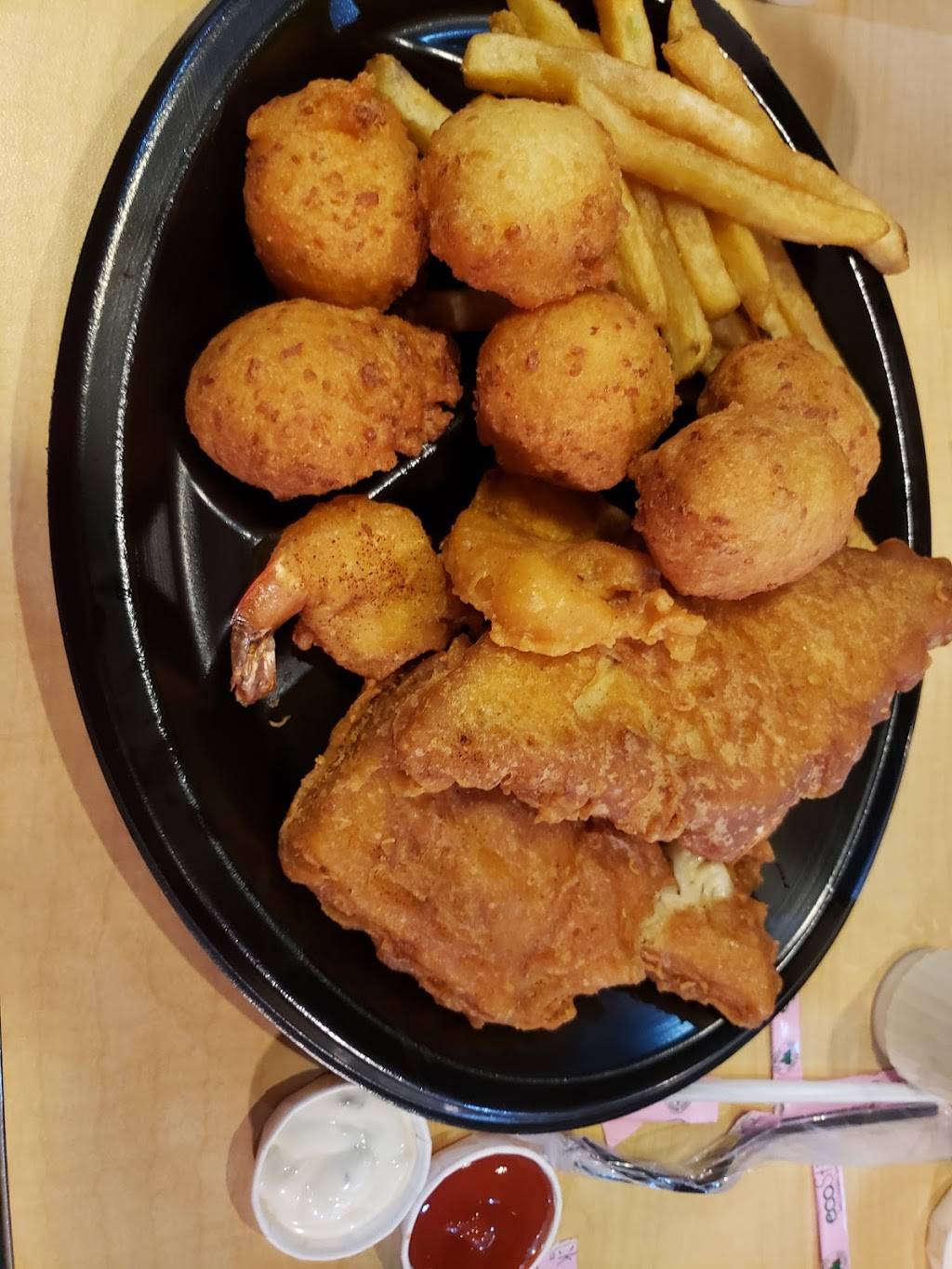 Long John Silvers | restaurant | 1828 E Silver Springs Blvd, Ocala, FL 34470, USA | 3526292339 OR +1 352-629-2339