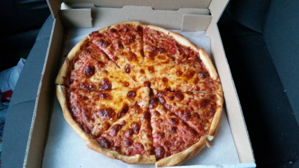 Calas Pizzeria | restaurant | 31800 Vine St, Willowick, OH 44095, USA | 4409445544 OR +1 440-944-5544