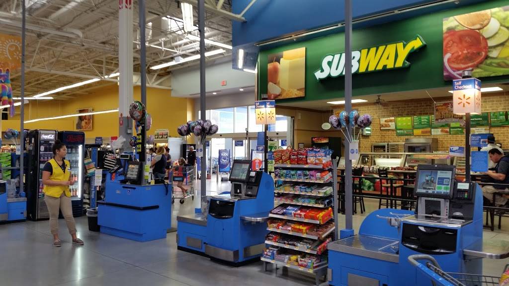 Subway Restaurant Inside Walmart | restaurant | 7239 SW Loop 410, San Antonio, TX 78242, USA | 2106233171 OR +1 210-623-3171