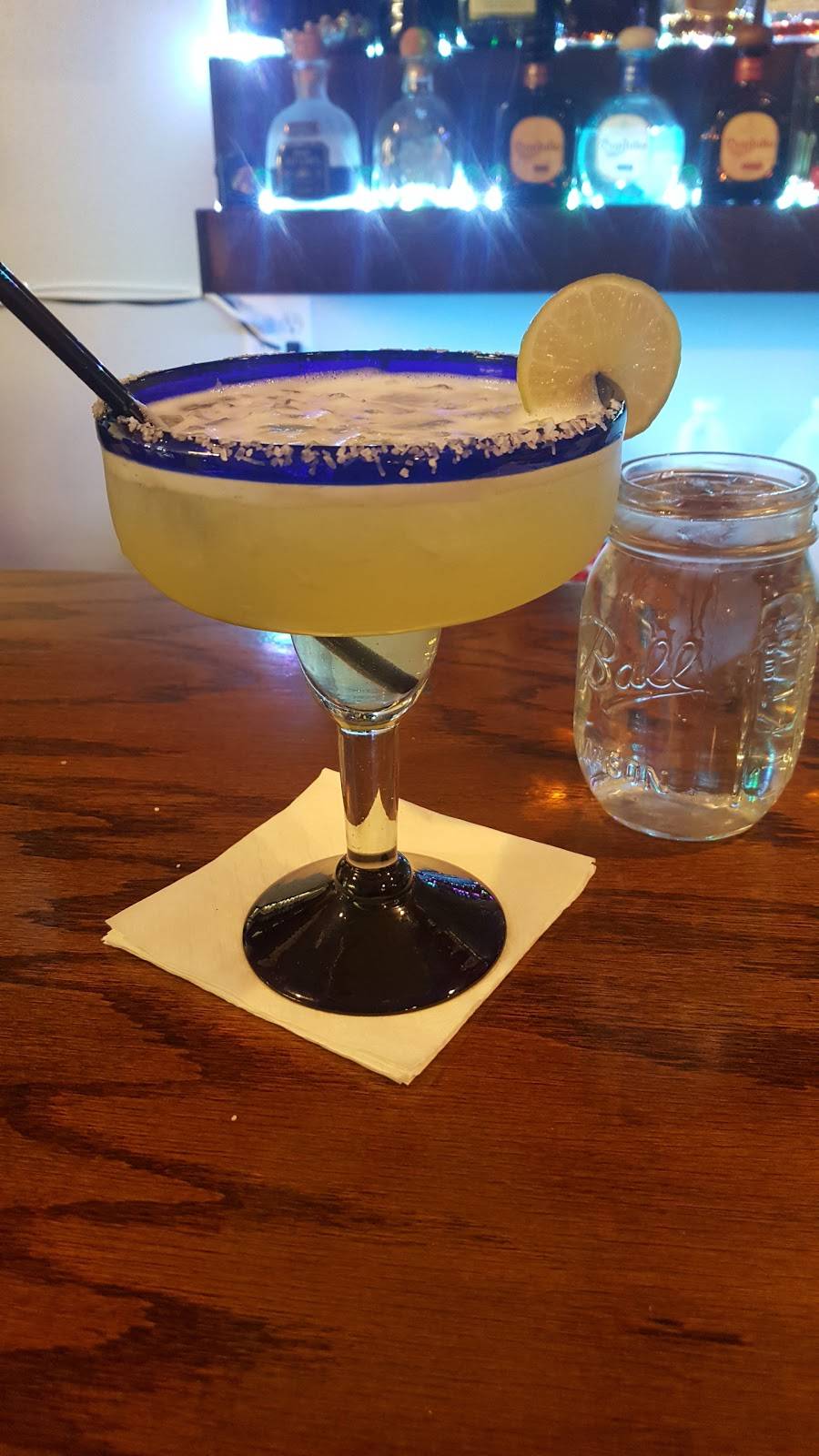 El Garcia Restaurant | restaurant | 7515 N Western Ave, Chicago, IL 60645, USA | 8722087144 OR +1 872-208-7144