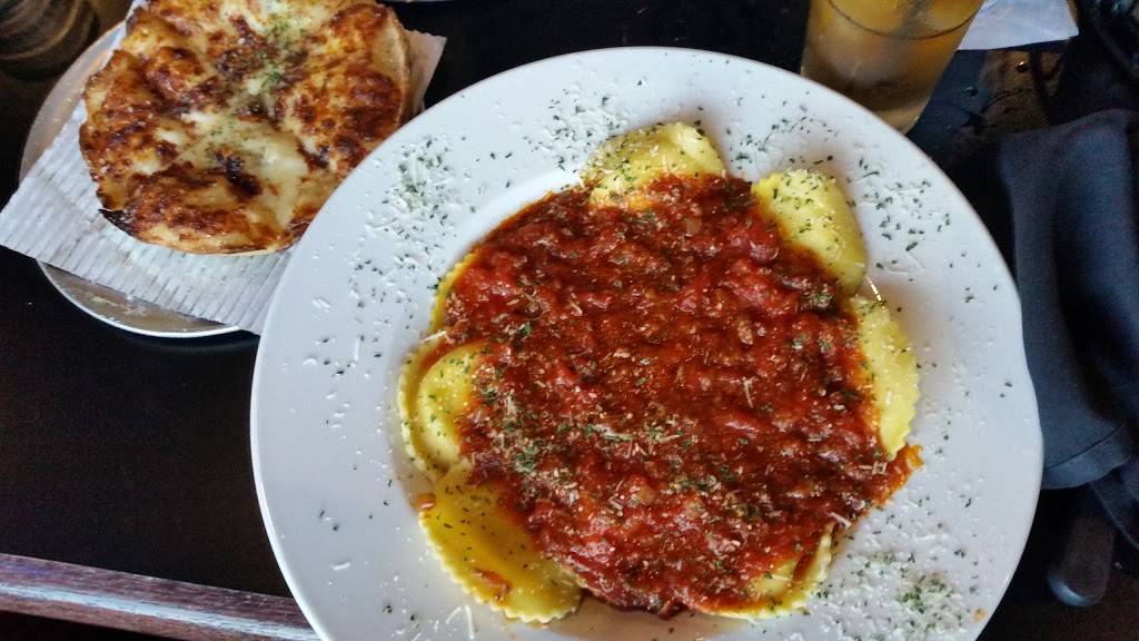 Erbellis Gourmet Pizzeria, Italian Bistro & Pub | restaurant | 6214 Stadium Dr, Kalamazoo, MI 49009, USA | 2693750408 OR +1 269-375-0408