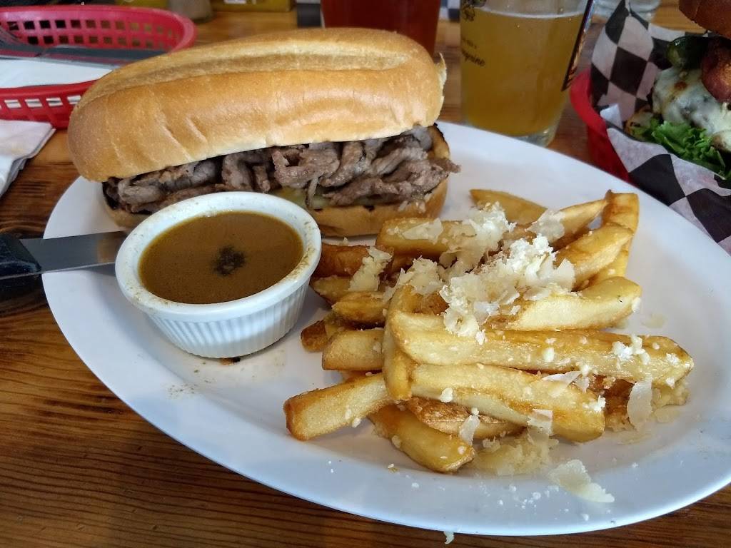 Helms Ale House | restaurant | 600 N Central Ave, Tracy, CA 95376, USA | 2092298667 OR +1 209-229-8667