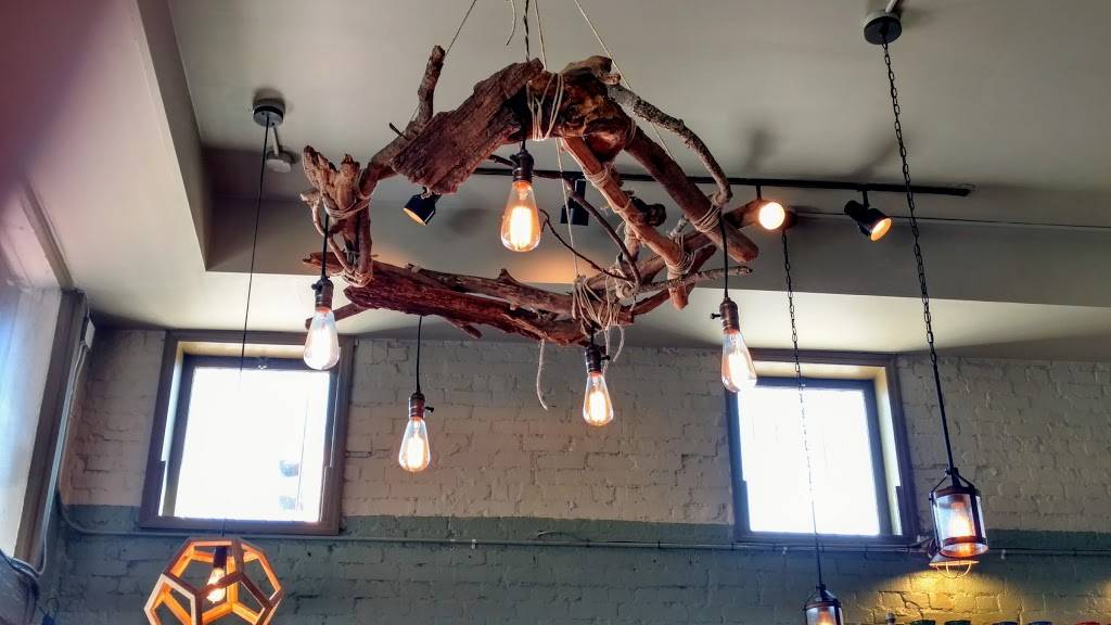 Basecamp Bar and Restaurant | restaurant | 346 Frazier Ave, Chattanooga, TN 37405, USA | 4238035251 OR +1 423-803-5251