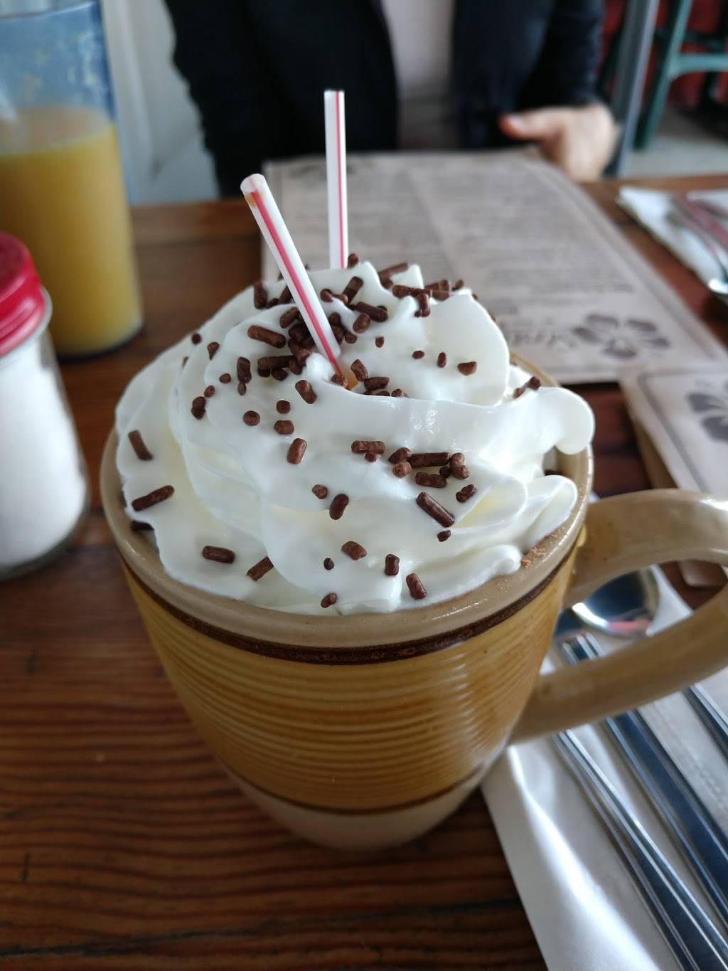 Stratford at the Harbor | restaurant | 280 Harbor Dr, Oceanside, CA 92054, USA | 7604532073 OR +1 760-453-2073