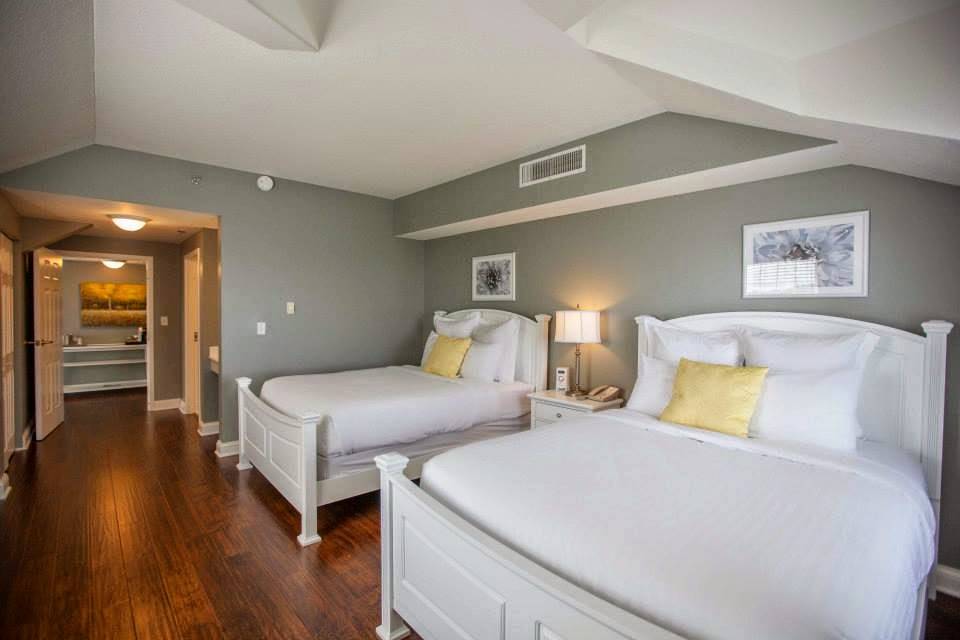 Oakwood Resort | restaurant | 702 E Lake View Rd, Syracuse, IN 46567, USA | 5744577100 OR +1 574-457-7100