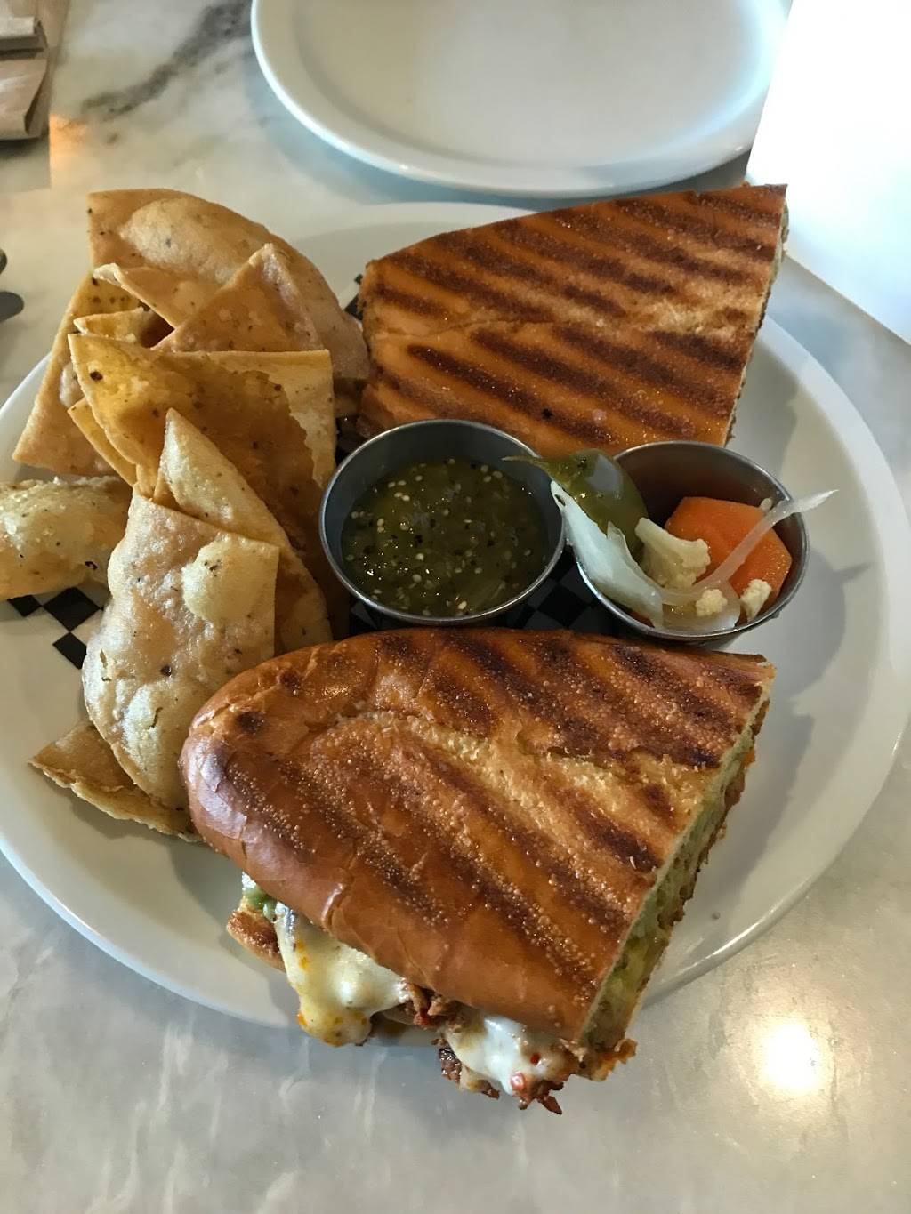 Degrees Plato Tap Room Bottle Shop & Kitchen | restaurant | 4251 MacArthur Blvd, Oakland, CA 94619, USA | 5104793366 OR +1 510-479-3366