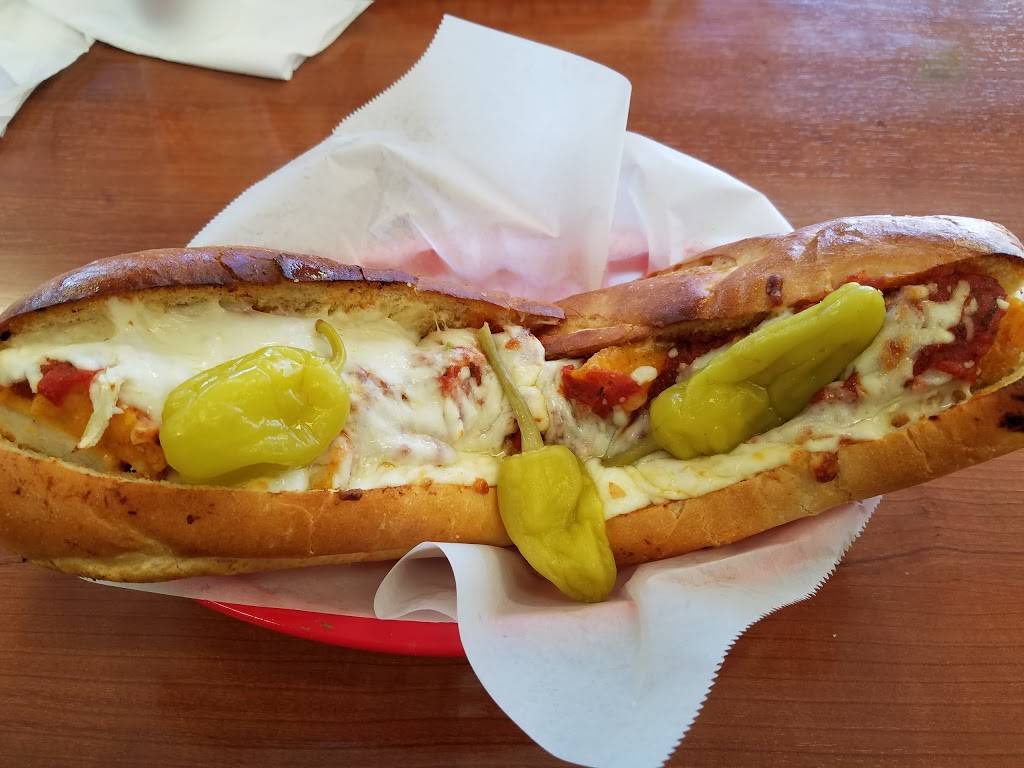 Five Guys | meal takeaway | 40426 Winchester Rd, Temecula, CA 92591, USA | 9512961955 OR +1 951-296-1955