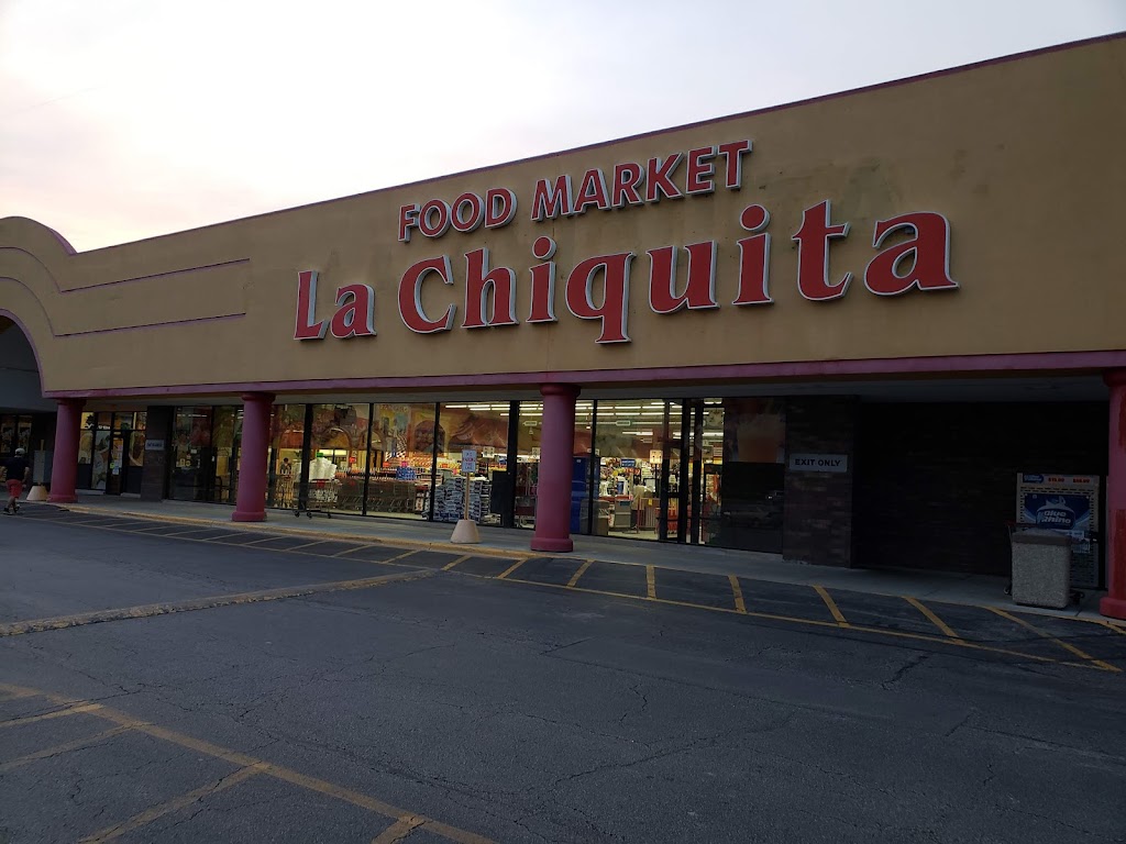 Food Market La Chiquita | bakery | 133 W Roosevelt Rd, West Chicago, IL 60185, USA | 6302310098 OR +1 630-231-0098