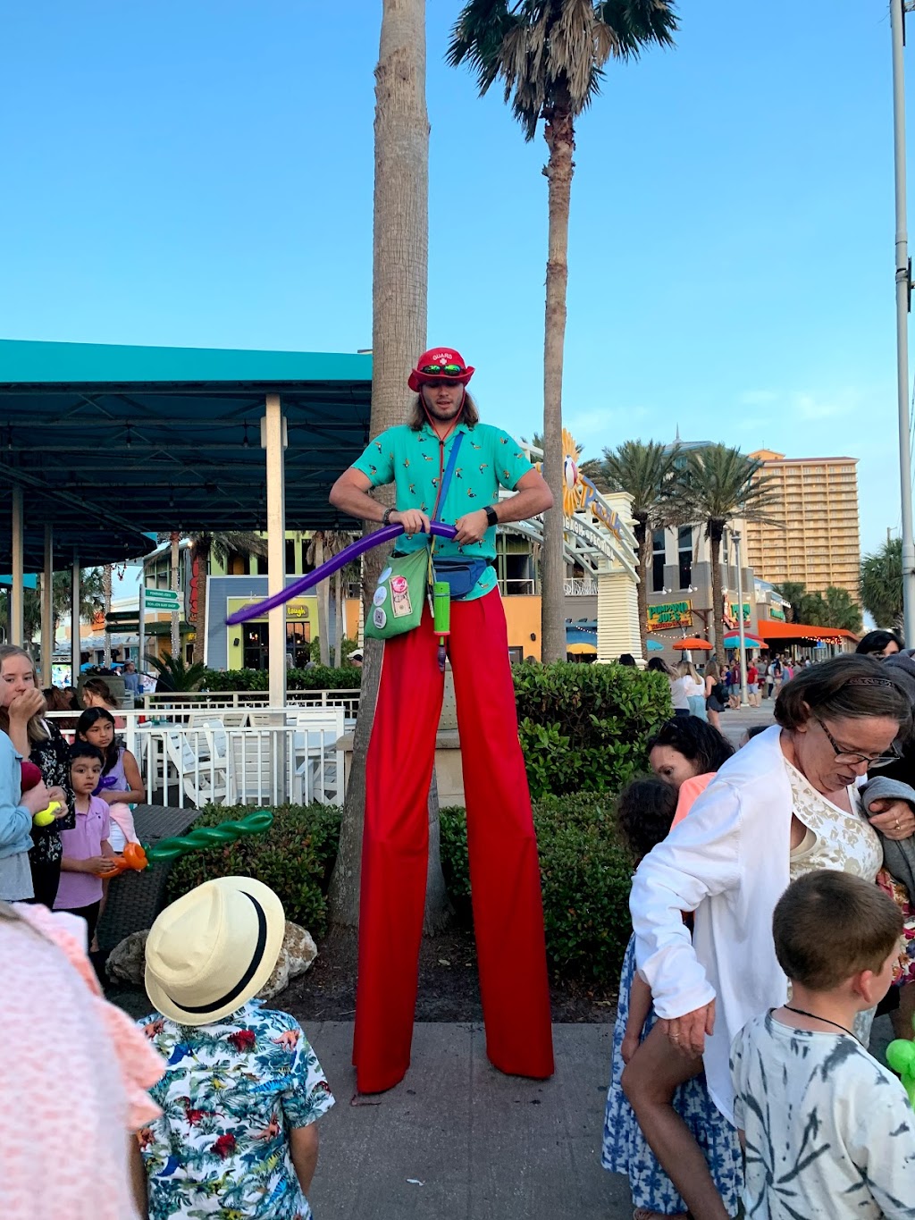 Great White Pizza | restaurant | 801 S Pier Park Dr, Panama City Beach, FL 32413, USA | 8502361413 OR +1 850-236-1413