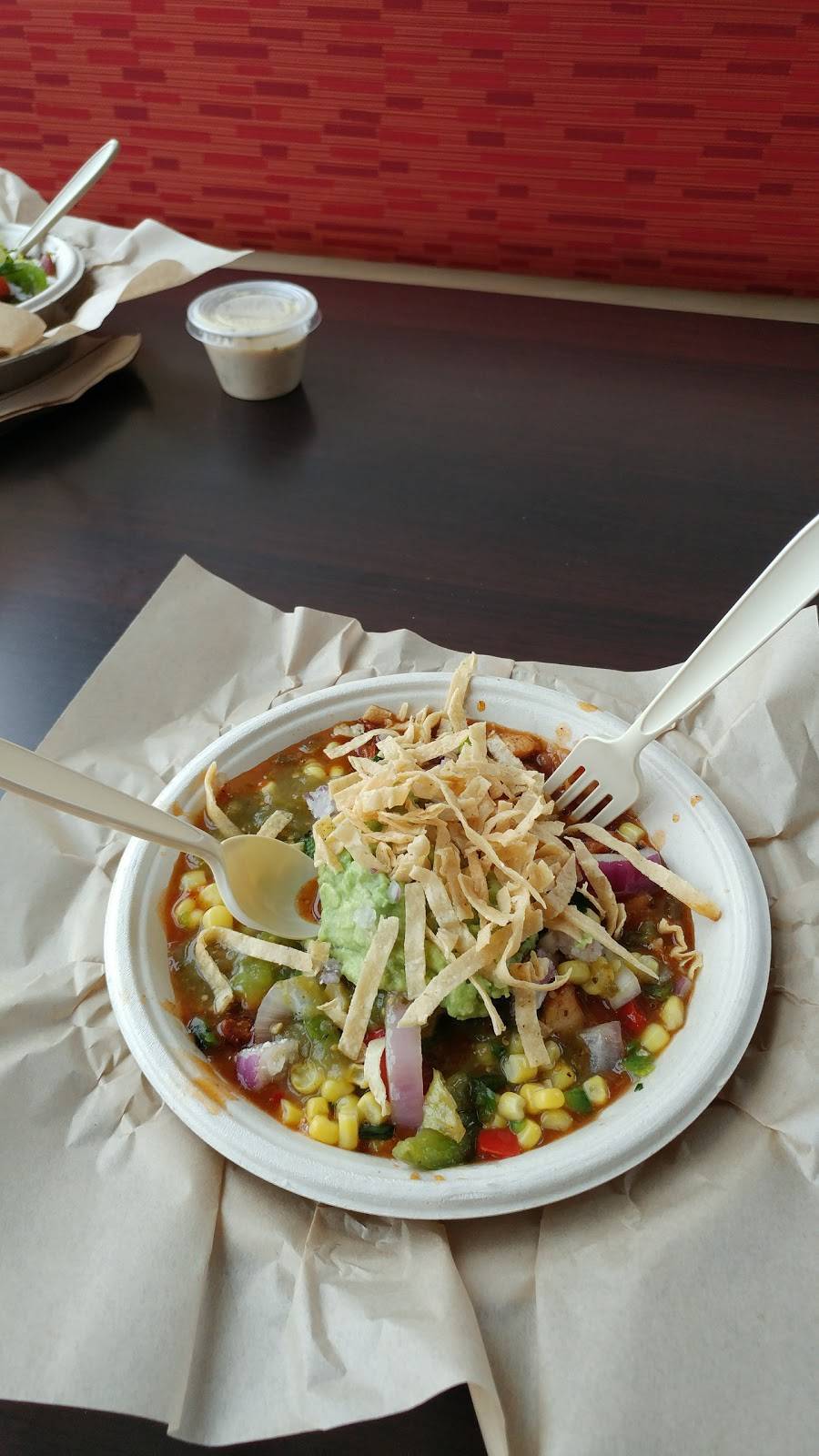 QDOBA Mexican Eats | restaurant | 700 E Coliseum Blvd Ste C, Fort Wayne, IN 46805, USA | 2604710040 OR +1 260-471-0040