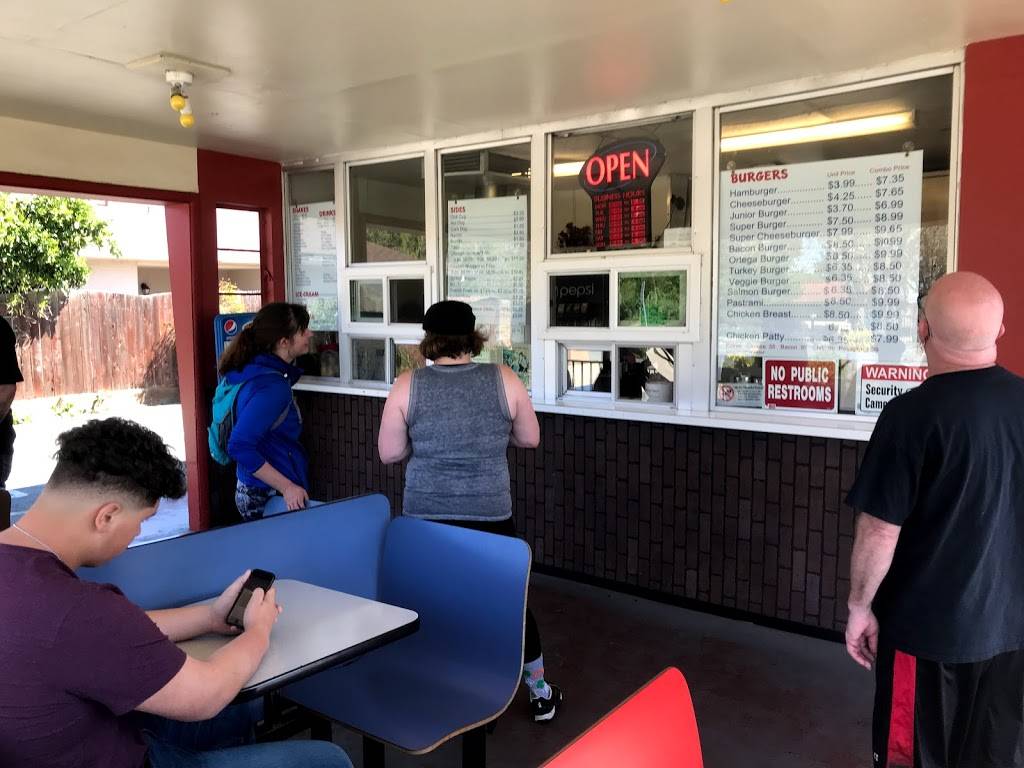 sno-white drive in | restaurant | 1210 W Turner Rd, Lodi, CA 95242, USA | 2093695314 OR +1 209-369-5314