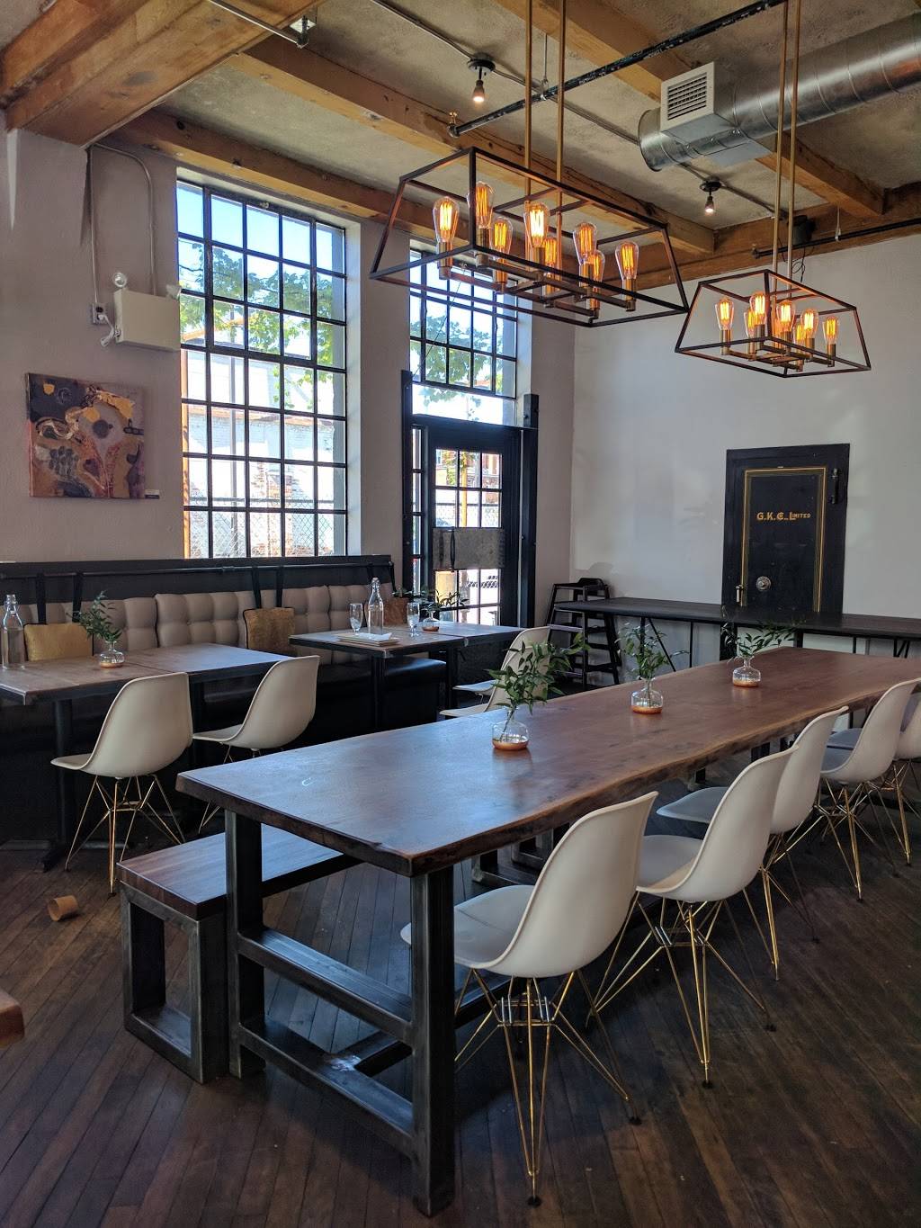 E.V.O. Kitchen | restaurant | 31 Water St S, Cambridge, ON N1R 3C7, Canada | 5197409900 OR +1 519-740-9900