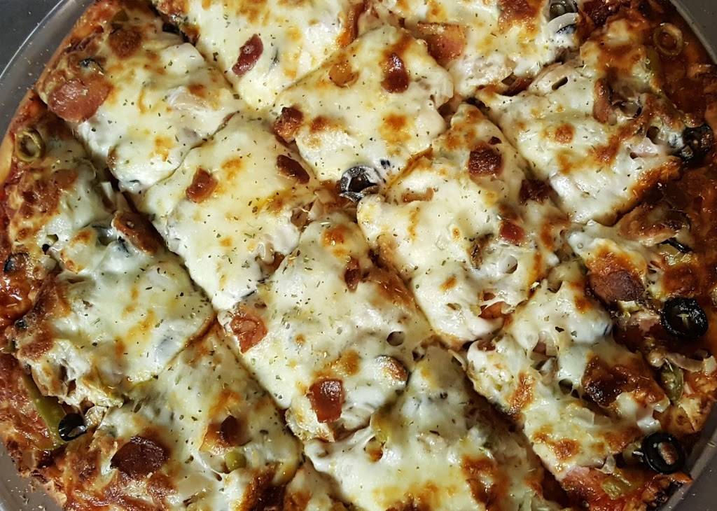 Villa Di Roma | restaurant | 915 S Alpine Rd, Rockford, IL 61108, USA | 8153974757 OR +1 815-397-4757