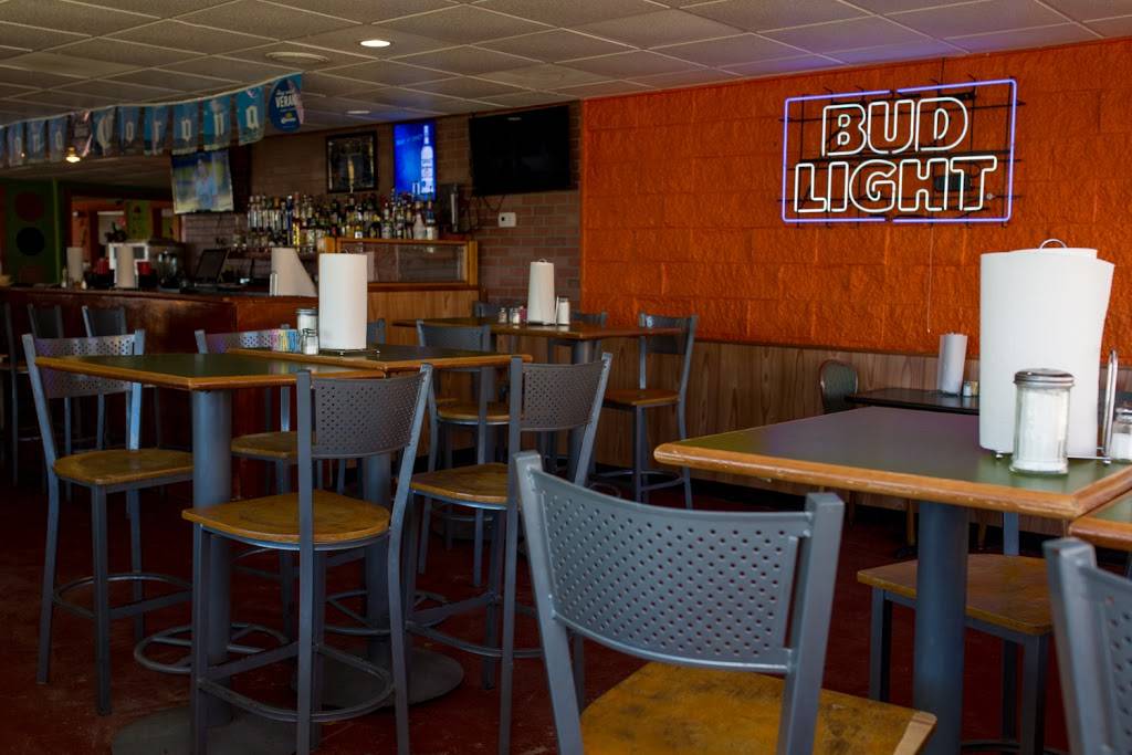 Taqueria Las Tapatias | restaurant | 1130 TX-332, Clute, TX 77531, USA | 9793163450 OR +1 979-316-3450