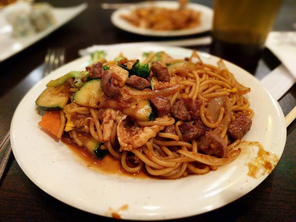 Sushi Palace | restaurant | 2223 Central Park Ave, Yonkers, NY 10710, USA | 9142680888 OR +1 914-268-0888