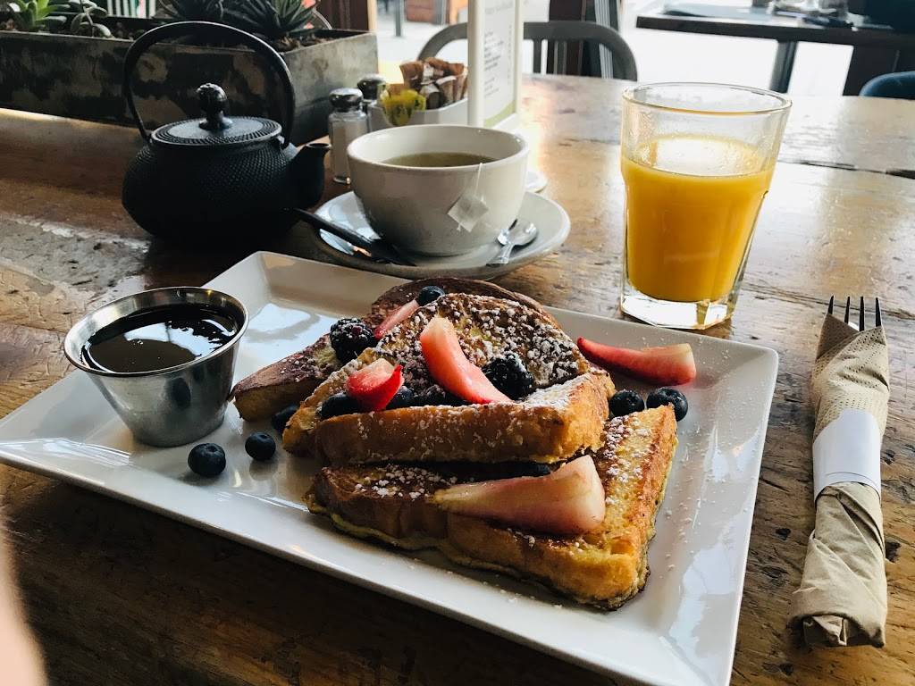 Berlin Bistro | cafe | 420 E 4th St, Long Beach, CA 90802, USA | 5624350600 OR +1 562-435-0600