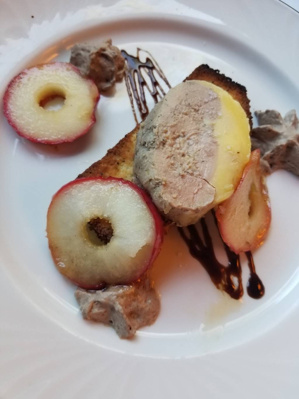 Restaurant Les Menus-Plaisirs | restaurant | 244 Boulevard Sainte-Rose, Laval, QC H7L 1L9, Canada | 4506250976 OR +1 450-625-0976