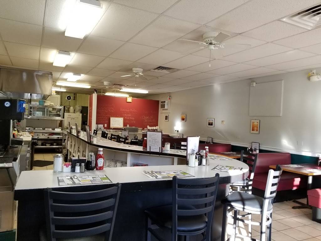 Doves Nest Restaurant | restaurant | 285 Amherst Rd, Sunderland, MA 01375, USA | 4136657969 OR +1 413-665-7969