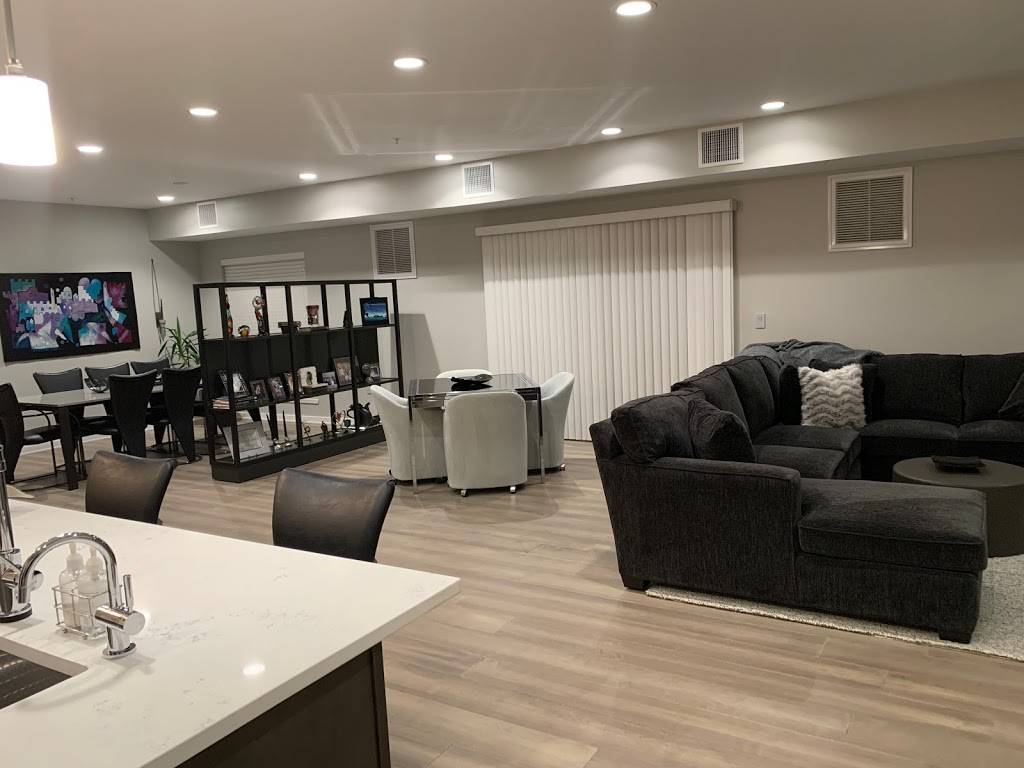 Lodge of Northbrook | restaurant | 2220 Founders Dr, Northbrook, IL 60062, USA | 8475598700 OR +1 847-559-8700