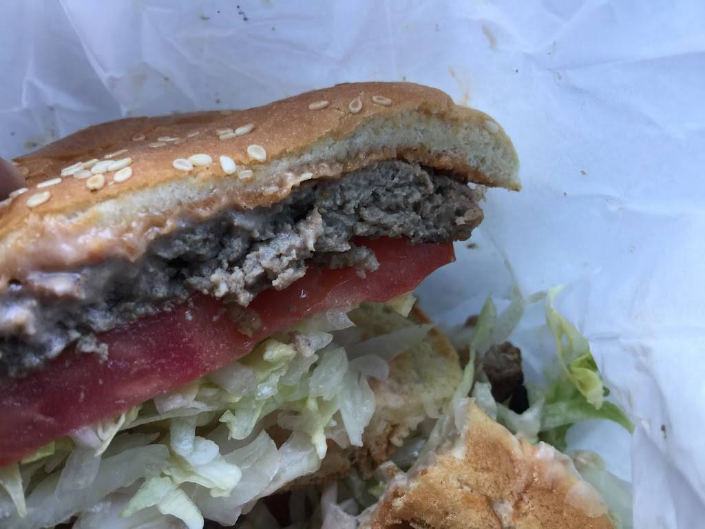 Douglas Burgers | restaurant | 18461 Dexter Ave, Lake Elsinore, CA 92532, USA | 9512455441 OR +1 951-245-5441