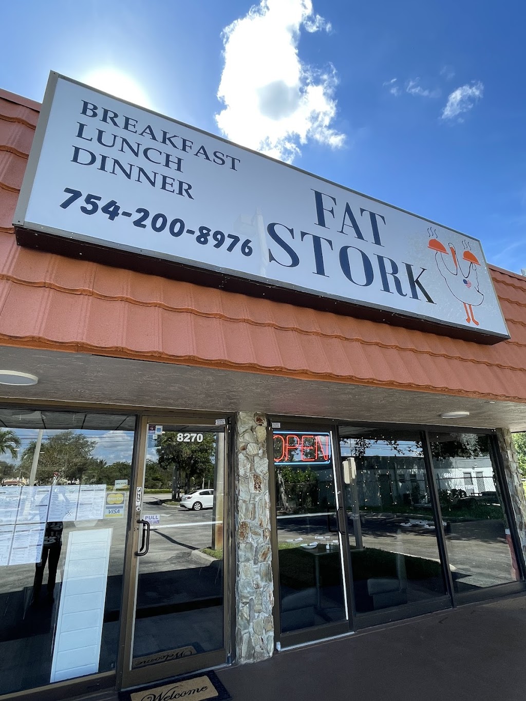 Fat Stork Restaurant | restaurant | 8270 Griffin Rd, Davie, FL 33328, USA | 7542008976 OR +1 754-200-8976