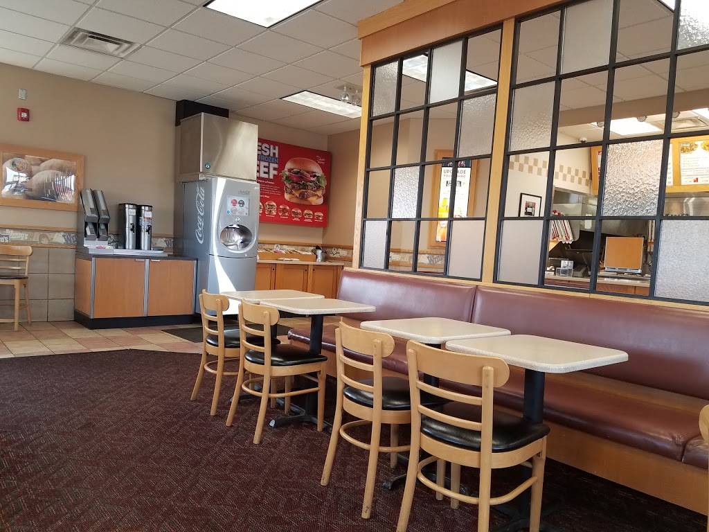 Wendys | restaurant | 1124 Branson Hills Pkwy, Branson, MO 65616, USA | 4172390835 OR +1 417-239-0835