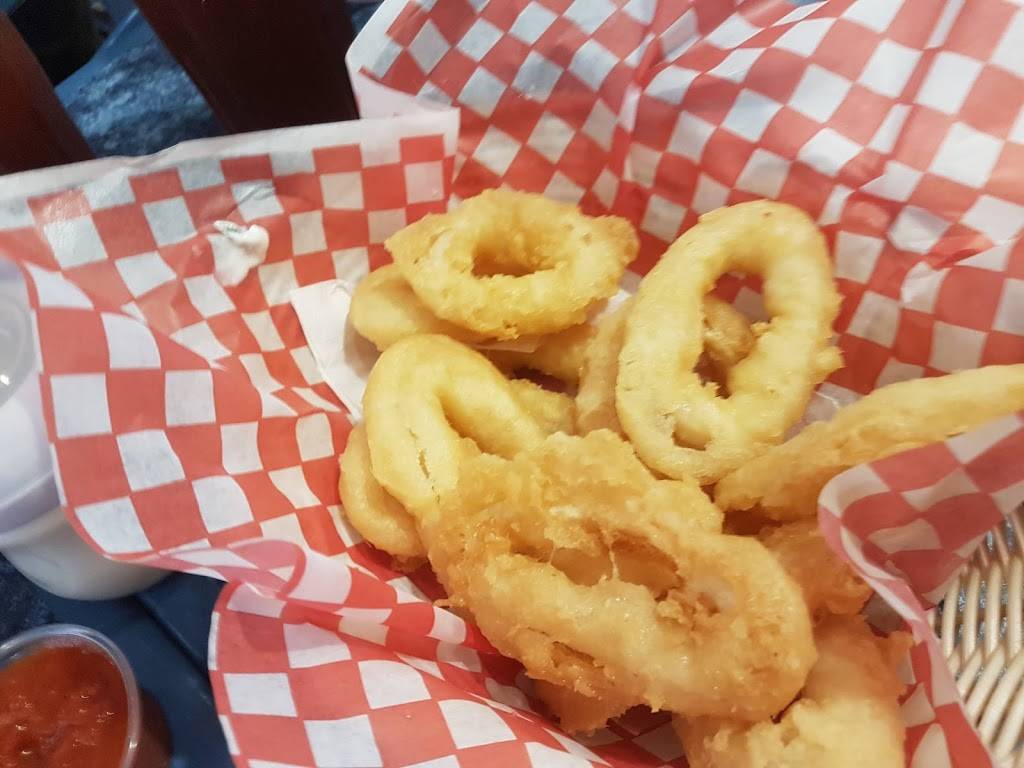 Kingsway Fish & Chips | restaurant | 3060 Bloor St W, Etobicoke, ON M8X 1C4, Canada | 4162333355 OR +1 416-233-3355