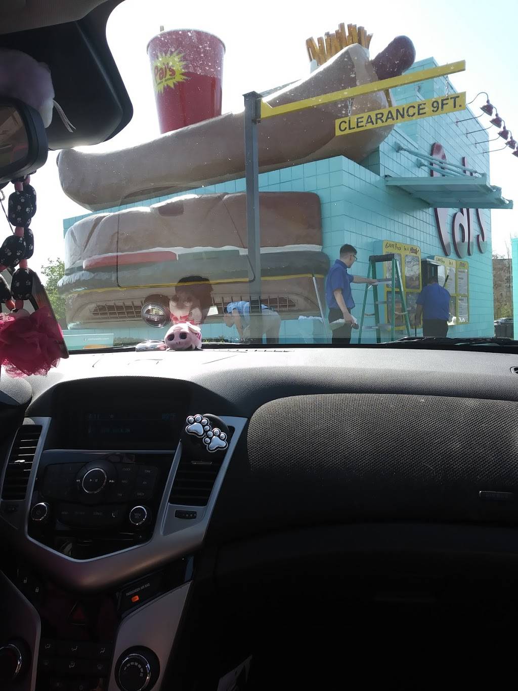 Pals Sudden Service | restaurant | 1200 W State of Franklin Rd, Johnson City, TN 37604, USA | 4239260647 OR +1 423-926-0647