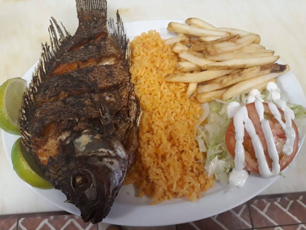 Tres Salsa | restaurant | 2725 S Buckner Blvd ste 100, Dallas, TX 75227, USA | 9728633799 OR +1 972-863-3799