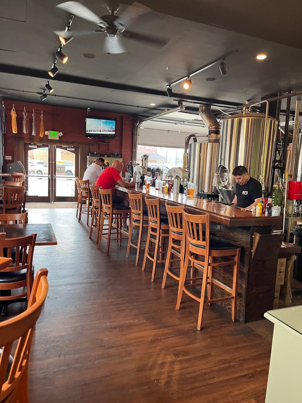 Pats Brew House | restaurant | 1019 15th St, Cody, WY 82414, USA | 3075865410 OR +1 307-586-5410